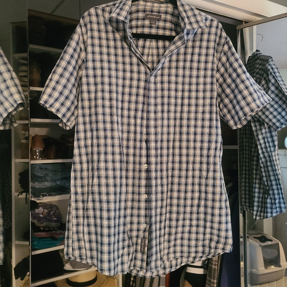 Short Sleeve Plaid Button Down Shirt